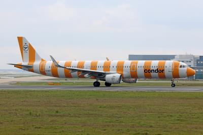 Photo of aircraft D-AIAS operated by Condor