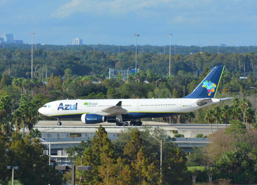 Photo of aircraft PR-AIX operated by AZUL Linhas Aereas Brasileiras