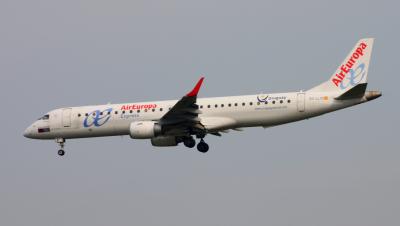 Image of aircraft registration EC-LLR - A ERJ-195-LR (ERJ-190-200 LR) operated by Air Europa