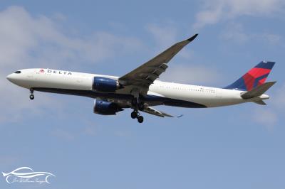 Photo of aircraft N408DX operated by Delta Air Lines