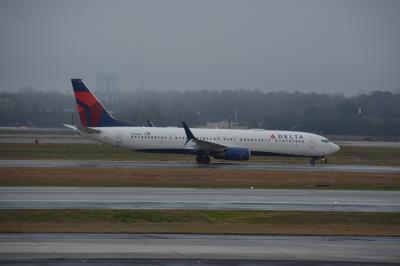 Photo of aircraft N818DA operated by Delta Air Lines