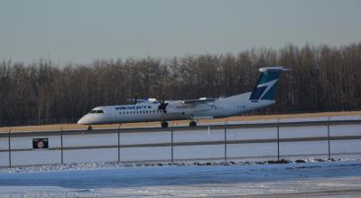Image of aircraft registration C-FUWE - A DHC-8-402Q operated by WestJet Encore