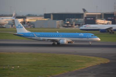 Photo of aircraft PH-EXA operated by KLM Cityhopper
