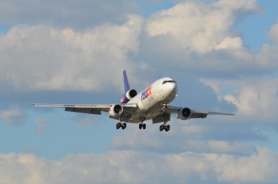 Photo of aircraft N319FE operated by Federal Express (FedEx)
