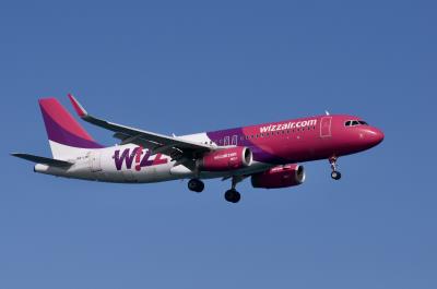 Photo of aircraft HA-LWU operated by Wizz Air