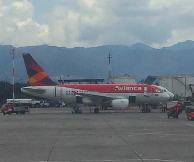 Photo of aircraft N597EL operated by Avianca