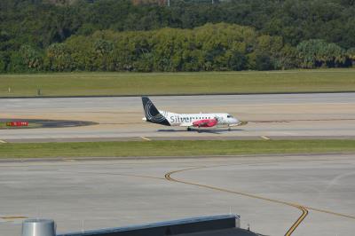 Photo of aircraft N328AG operated by Silver Airways