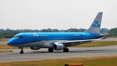 Photo of aircraft PH-EXW operated by KLM Cityhopper
