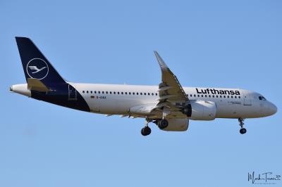 Photo of aircraft D-AINX operated by Lufthansa