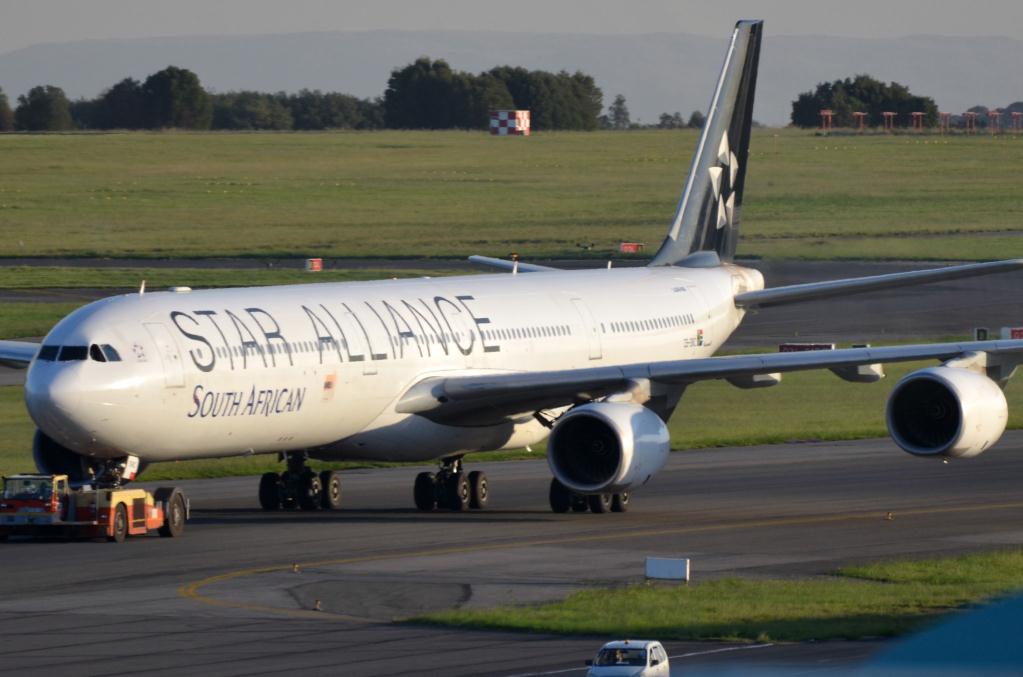 Photo of aircraft ZS-SNC operated by South African Airways