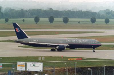 Image of aircraft registration N656UA - A 767-322(ER) operated by United Airlines