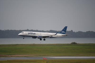 Photo of aircraft N324JB operated by JetBlue Airways