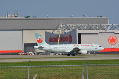 Photo of aircraft C-GPWG operated by Air Canada