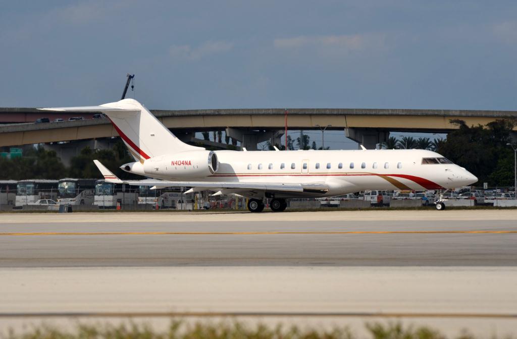 Photo of aircraft N404NA operated by Wells Fargo Bank Northwest NA Trustee