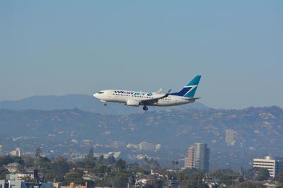 Image of aircraft registration C-FWSV - A 737-7CT(WL) operated by WestJet