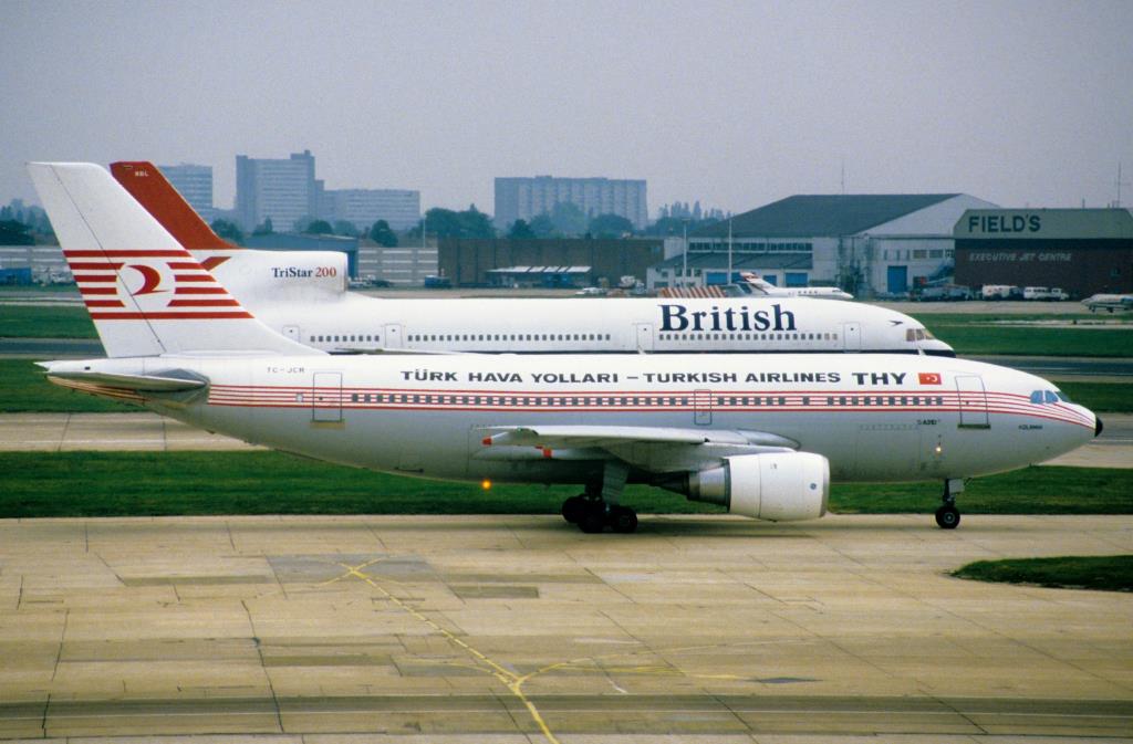 Photo of aircraft TC-JCR operated by Turkish Airlines