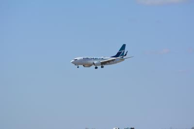 Image of aircraft registration C-FWSX - A 737-7CT(WL) operated by Westjet
