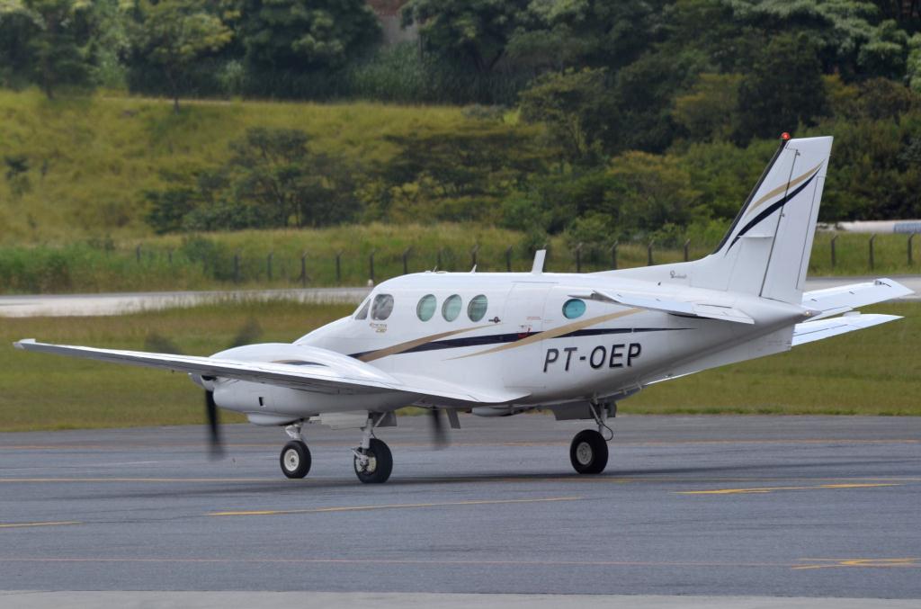 Photo of aircraft PT-OEP operated by Vito Transportes Ltda