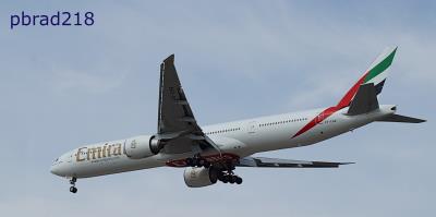 Image of aircraft registration A6-ENB - A 777-31H(ER) operated by Emirates