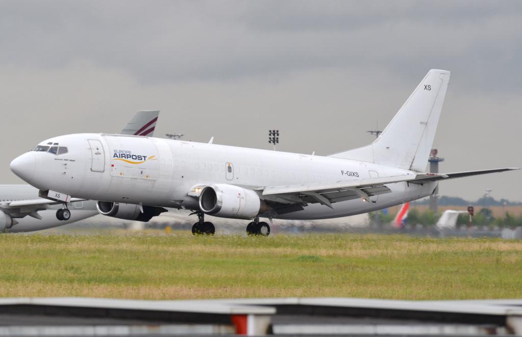 Photo of aircraft F-GIXS operated by L'Aeropostale