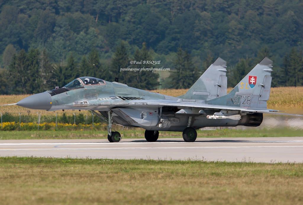 Photo of aircraft 6728 operated by Slovak Air Force