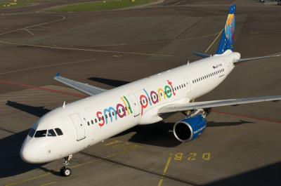 Photo of aircraft SP-HAW operated by Small Planet Airlines Poland