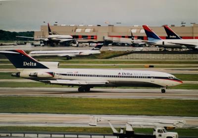 Photo of aircraft N290WA operated by Delta Air Lines