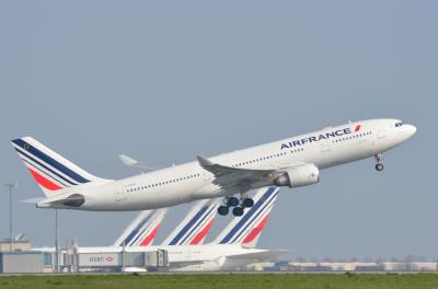 Photo of aircraft F-GZCG operated by Air France