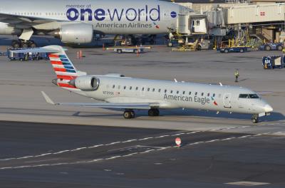 Image of aircraft registration N709SK - A CRJ-701-ER operated by United Express
