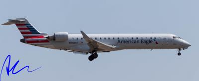 Photo of aircraft N702SK operated by American Eagle