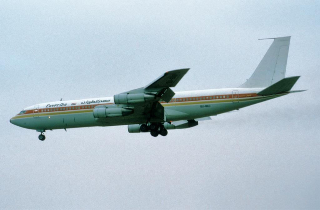 Photo of aircraft SU-BAO operated by EgyptAir