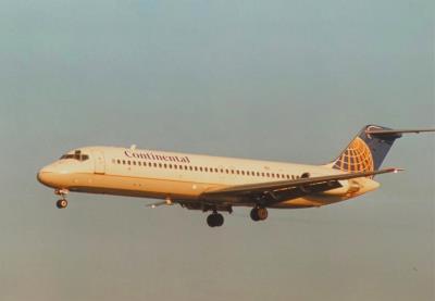 Photo of aircraft N69523 operated by Continental Air Lines