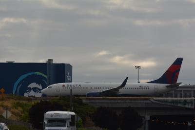 Image of aircraft registration N3756 - A 737-832(WL) operated by Delta Air Lines