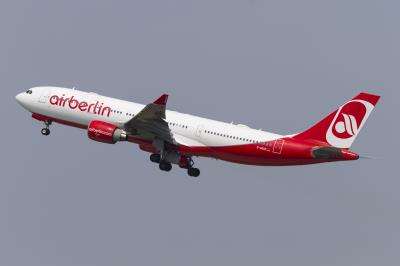 Photo of aircraft D-ABXD operated by Air Berlin