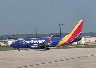 Photo of aircraft N7752B operated by Southwest Airlines