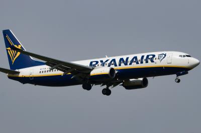 Photo of aircraft EI-FIK operated by Ryanair