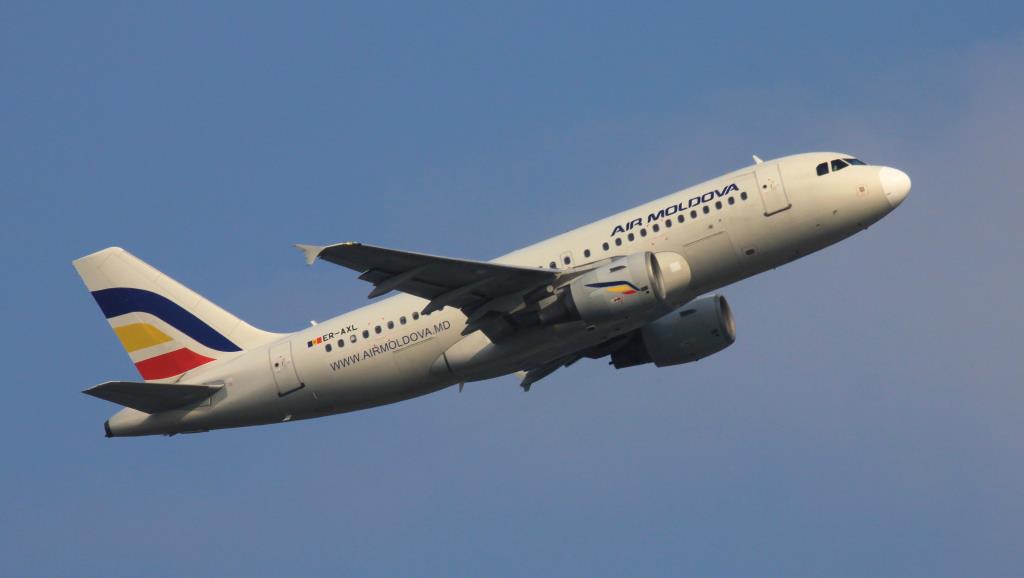 Photo of aircraft ER-AXL operated by Air Moldova