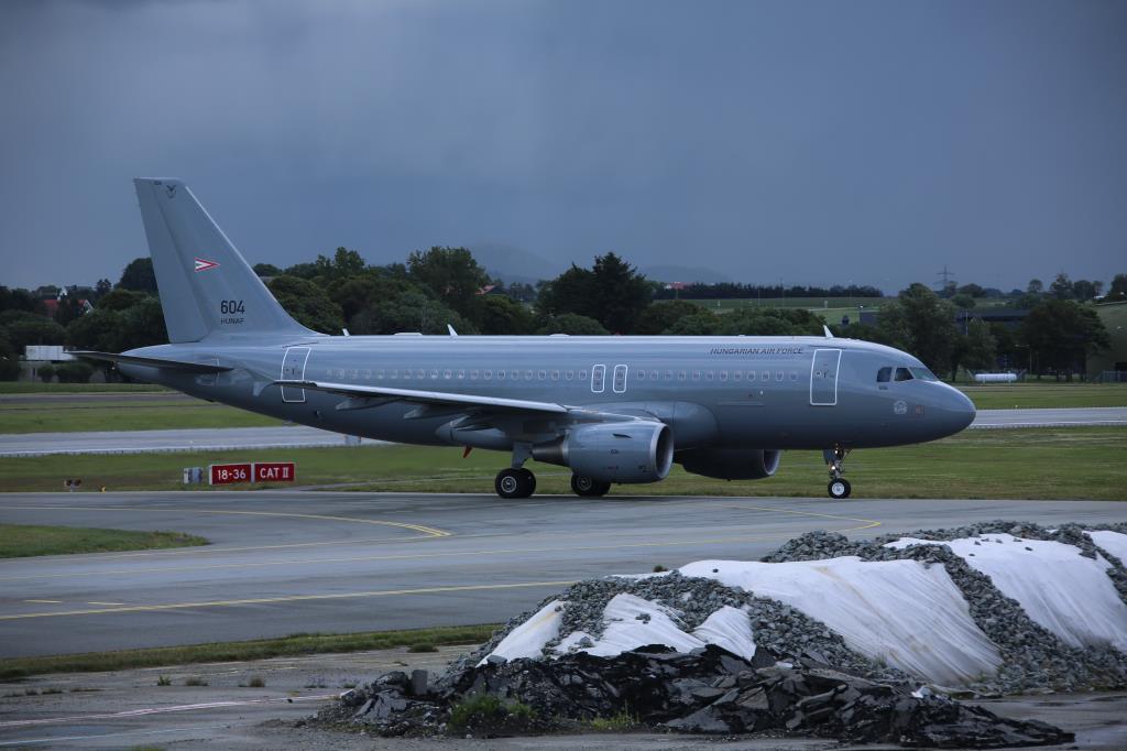 Photo of aircraft 604 operated by Hungarian Air Force