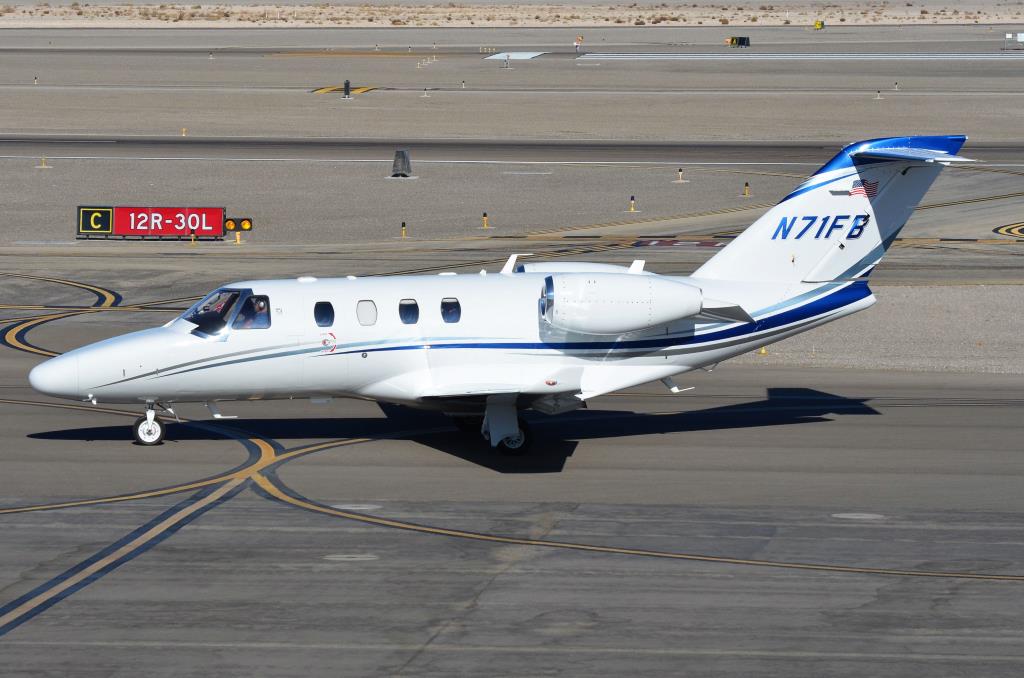 Photo of aircraft N71FB operated by Frederick W. Telling
