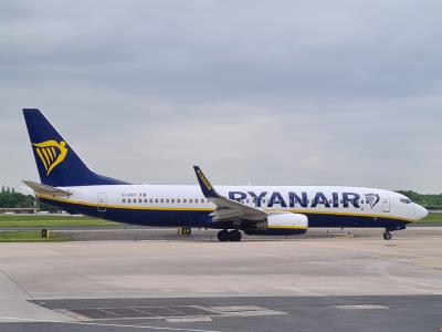 Photo of aircraft EI-EKY operated by Ryanair