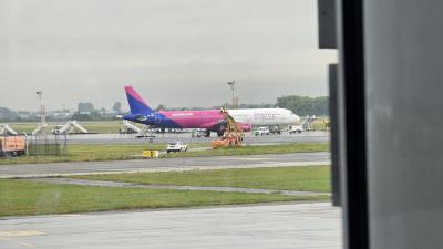 Photo of aircraft HA-LXH operated by Wizz Air