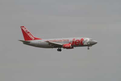 Image of aircraft registration G-CELF - A 737-377 operated by Jet2