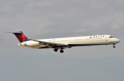 Photo of aircraft N958DL operated by Delta Air Lines