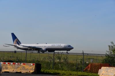 Photo of aircraft N67827 operated by United Airlines