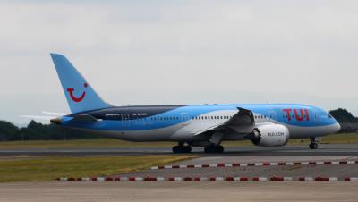 Photo of aircraft G-TUIH operated by Thomson Airways