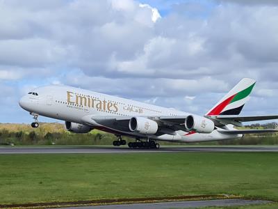 Photo of aircraft A6-EUP operated by Emirates