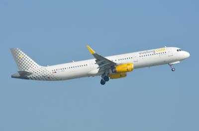 Photo of aircraft EC-MMU operated by Vueling