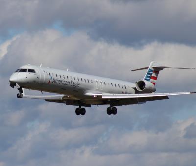 Photo of aircraft N570NN operated by American Eagle