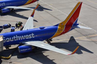 Photo of aircraft N483WN operated by Southwest Airlines