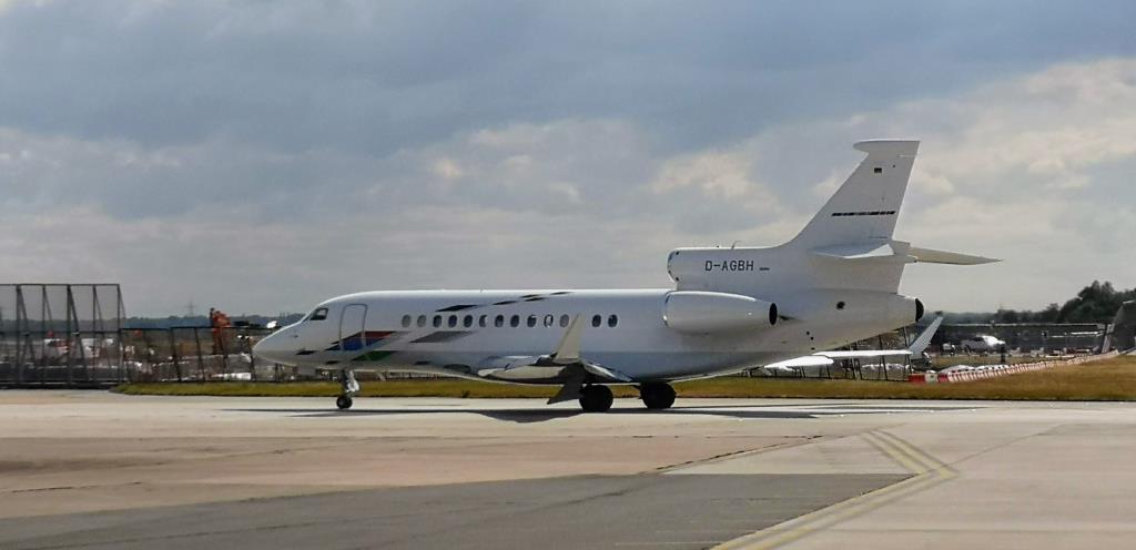 Photo of aircraft D-AGBH operated by Volkswagen Air Service